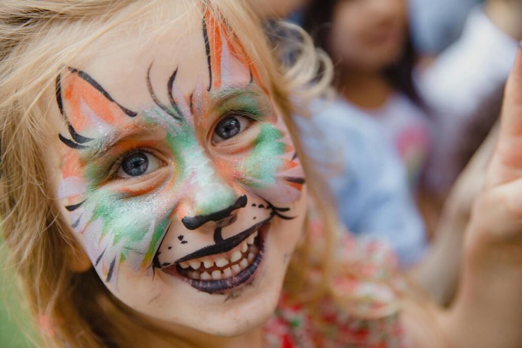 facepainting booth at Canyonville Pioneer Days